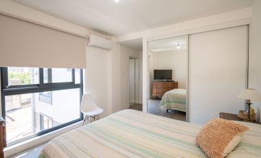 VENTA SEMIPISO DOS DORMITORIOS EN TORRE LYON
