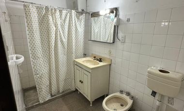 Venta dpto. 3 dormitorios en barrio roma.
