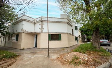 VENTA CASA A REFACCIONAR /COCHERA B. FOMENTO 9 JUL
