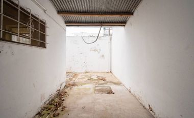 VENTA CASA A REFACCIONAR /COCHERA B. FOMENTO 9 JUL