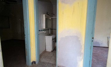 VENTA CASA A REFACCIONAR /COCHERA B. FOMENTO 9 JUL