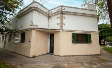 VENTA CASA A REFACCIONAR /COCHERA B. FOMENTO 9 JUL