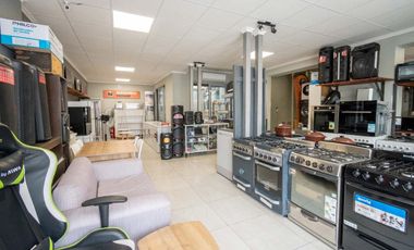 Local Comercial sobre calle Dr. Zavalla