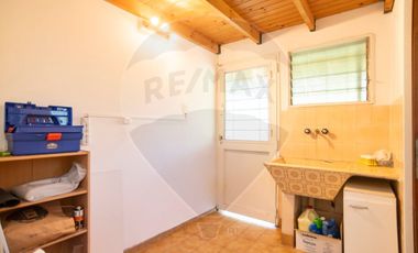 Casas en venta Villa Elisa. Parque y pileta
