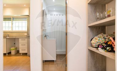 Casas en venta Villa Elisa. Parque y pileta