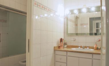 VENTA CASAS 3 AMB./QUINCHO/PISCINA/COCHERA QUILMES