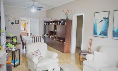 VENTA CASAS 3 AMB./QUINCHO/PISCINA/COCHERA QUILMES