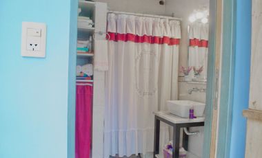VENTA CASAS 3 AMB./QUINCHO/PISCINA/COCHERA QUILMES