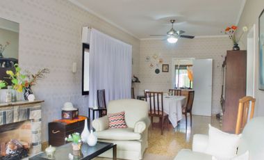 VENTA CASAS 3 AMB./QUINCHO/PISCINA/COCHERA QUILMES