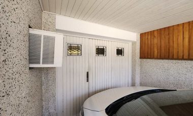 VENTA CASA 5 AMBIENTES PATIO COCHERA BERNAL