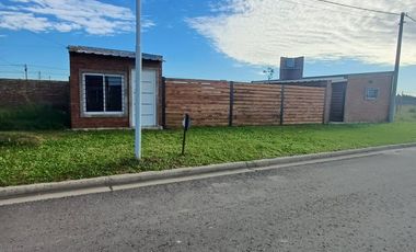 Casa en Venta - Ecopueblo Alvear