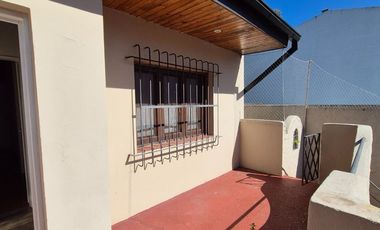 Venta Casa 3 dorm San Isidro La Calabria quincho