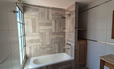 Venta Casa 3 dorm San Isidro La Calabria quincho