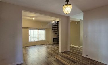 Venta Casa 3 dorm San Isidro La Calabria quincho