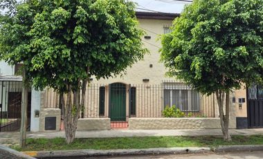 Venta Casa 3 dorm San Isidro La Calabria quincho