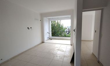 AMPLIO DPTO EN VENTA - 1 DORM / BARRIO MA. SELVA