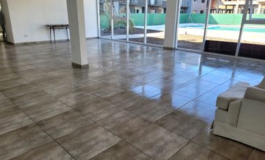 VENTA DEPTO 3 AMB COMPLEJO SOLARES MORENO PERMUTA