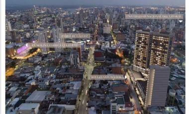 Se vende Cochera en Complejo Bulevard Center
