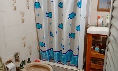 SE VENDE O PERMUTA CASA EN BARRIO CIUDADELA