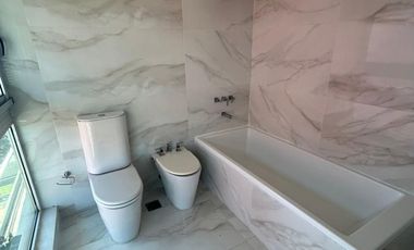 Venta duplex 3 ambientes La Palmera Vicente Lopez.