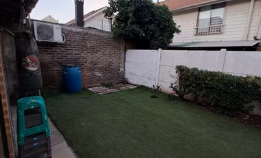 VENTA AMPLIA CASA EN SEGURO MICROBARRIO
