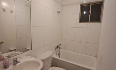 VENTA AMPLIA CASA EN SEGURO MICROBARRIO