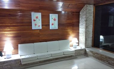 VENTA 2 AMBIENTES RAMOS MEJIA EQUIPADO Y AMOBLADO