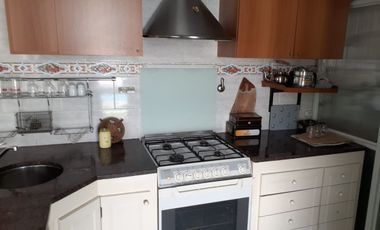 VENTA CASA RAMOS MEJIA FONDO QUINCHO PISCINA