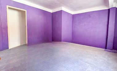 Casa en venta 8 amb con dos patios - Mataderos