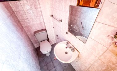 Casa en venta 8 amb con dos patios - Mataderos