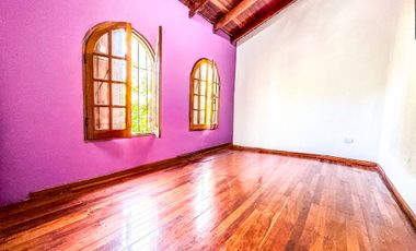 Casa en venta 8 amb con dos patios - Mataderos
