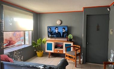 SE VENDE CASA CON 3 DORMITORIOS Y 2 BAÑOS EN CALLE LARGA