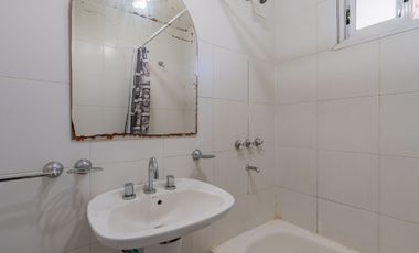 Casa en venta 4 ambientes con pileta