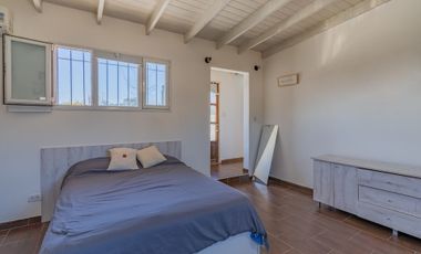 Casa en venta 4 ambientes con pileta