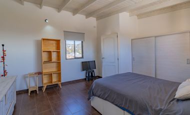 Casa en venta 4 ambientes con pileta