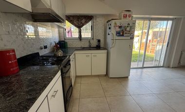 Venta Casa 2 ambientes, Barrio Felix U. Camet