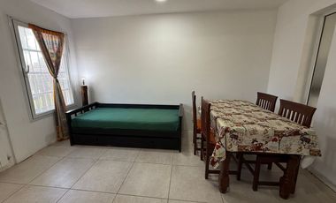Venta Casa 2 ambientes, Barrio Felix U. Camet
