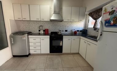 Venta Casa 2 ambientes, Barrio Felix U. Camet