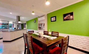 VENTA CASA 3 AMB CON PARQUE Y GARAGE APTO CREDITO