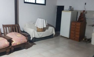 CASA QUINTA ESTILO CAMPO EN VENTA EN LA PLATA