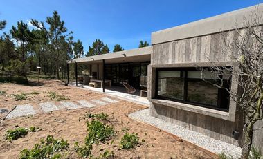 Venta casa en Villa Robles