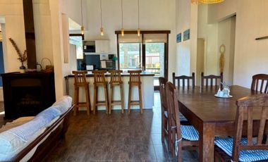 CASA EN VENTA A 300 METROS DEL MAR COSTA ESMERALDA