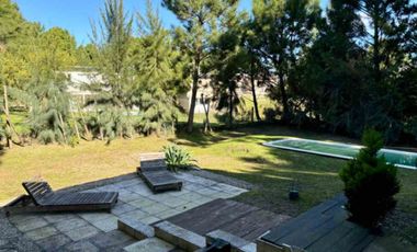 CASA EN VENTA A 300 METROS DEL MAR COSTA ESMERALDA