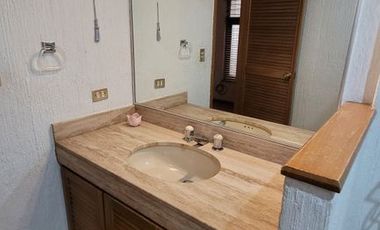 CASA EN VENTA EN COL. GUADALUPE