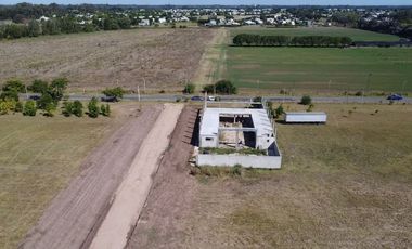 Venta de galpón, local comercial en Escobar