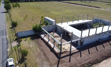 Venta de galpón, local comercial en Escobar