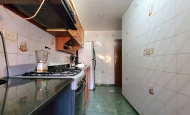 Venta casa 4 amb cochera jardín acepta permuta