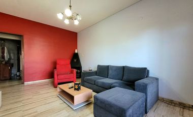 Venta casa 4 amb cochera jardín acepta permuta