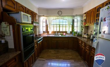 CASA EN VENTA 4 DORMITORIOS MONTE GRANDE