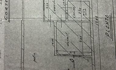 Casa en lote propio a refaccionar